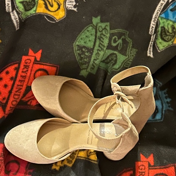 These cute shoes will make any business outfit - Picture 2 of 4